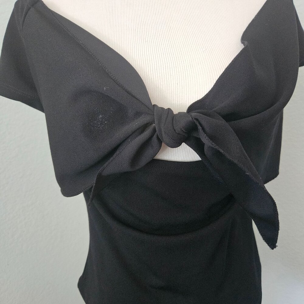 Elegant Black Off-Shoulder Top with Front Tie Bow | Size M | Made in Turkey